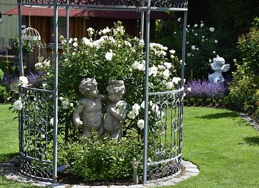 Ferielejlighed med balkon og rosenhave - 23