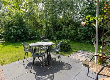 Bungalow with a covered patio in Zeeland - 20