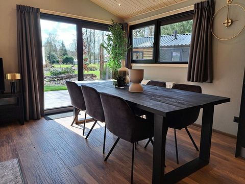 Modernes Chalet mit Whirlpool in Utrecht - 4