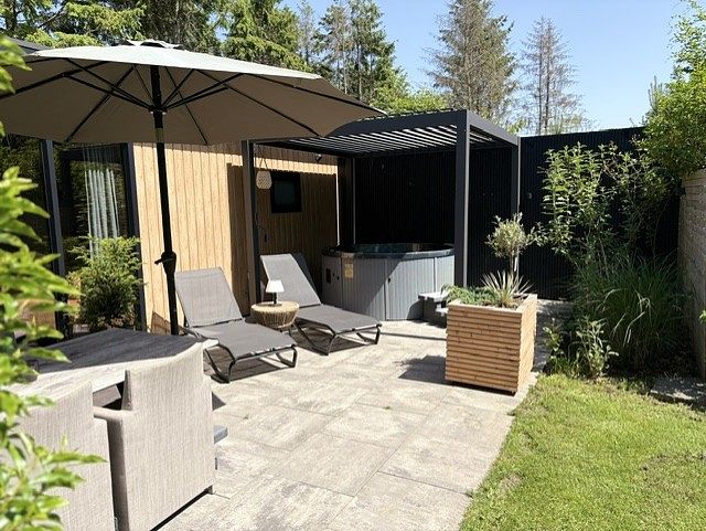 Pavillon indépendant pour 4 pers avec jacuzzi - 1