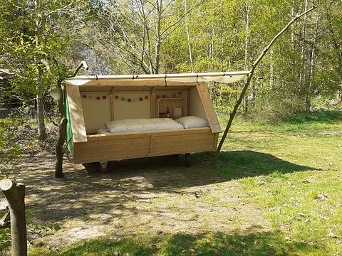 Unieke slaapunit op gezellige mini-camping - 2