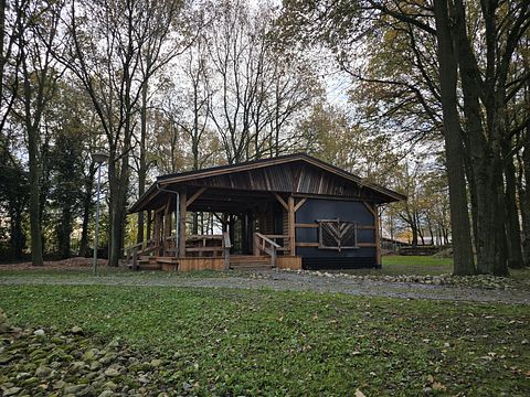 Gemütliches Tiny House aus Holz am Erholungssee - 2