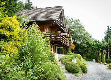 Houten vakantiehuis (5p)midden in de Ardennen
