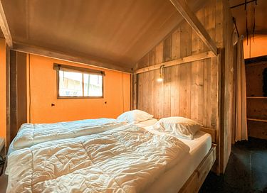 Safari tent in beautiful surroundings - 7