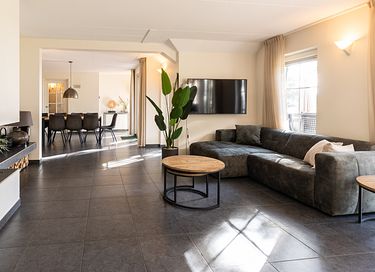 Geräumiges Einfamilienhaus mit großem Garten - 2