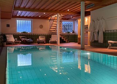 Haus im Sauerland mit privatem Hallenbad - 2