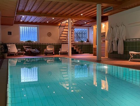 Haus im Sauerland mit privatem Hallenbad - 2