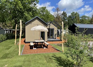 Chalet design de luxe avec véranda ensoleillée - 2