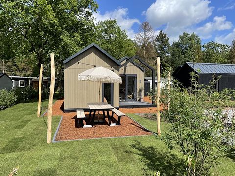 Chalet design de luxe avec véranda ensoleillée - 2
