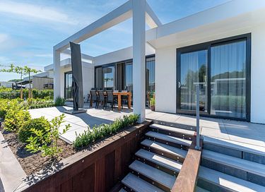 Sfeervolle villa met jacuzzi aan het water - 7