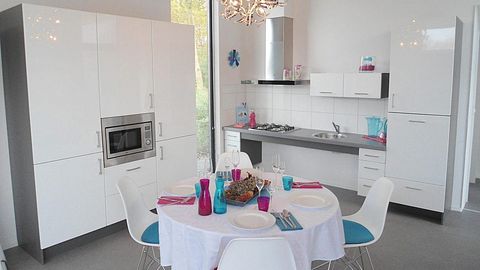 Modern huis met buitenzwembad - 5