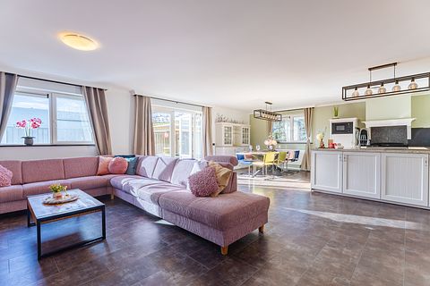 Spacious holiday home with hot tub and garden - 3