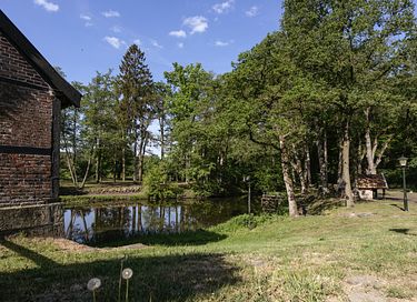Boutique-Hotel mit Blick auf eine Wassermühle - 10