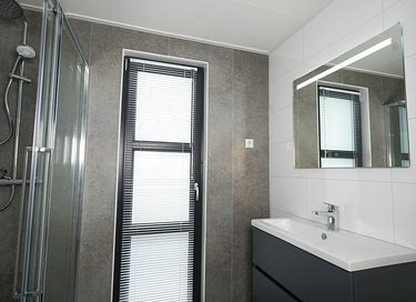 Lodge mit Sauna direkt am Wasser - 12