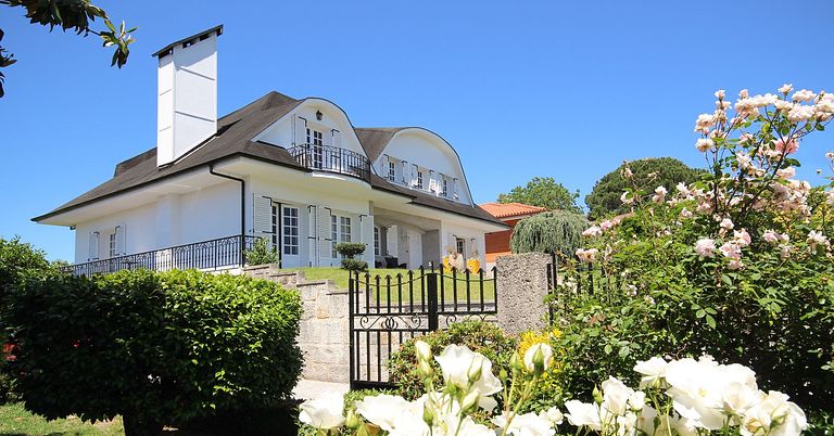Beautiful B&B with pool in Portugal - 1