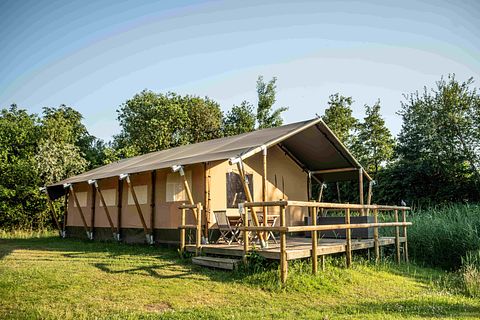 Luxus-Familienzelt mit Hottub in Overijssel - 2