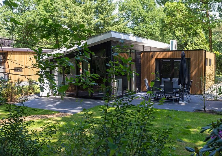 Naturlodge mit privatem Whirlpool und Sauna - 1