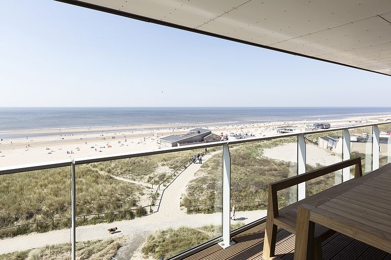 Geräumige Strandwohnung mit Meerblick - 1