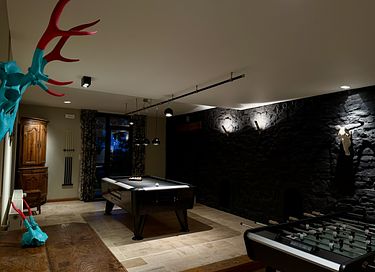 Luxuriöse Familienresidenz mit privatem Hallenbad - 25