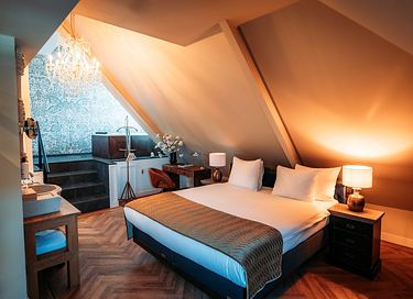 Suite avec baignoire spa dans un hôtel de charme - 5