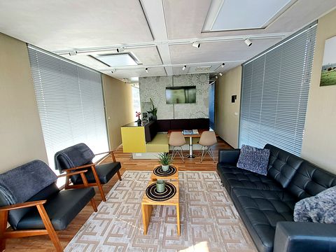 Luxury houseboat in nature reserve - 3
