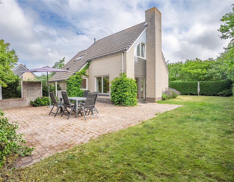 Ferienwohnung mit umzäuntem Garten auf Texel - 1