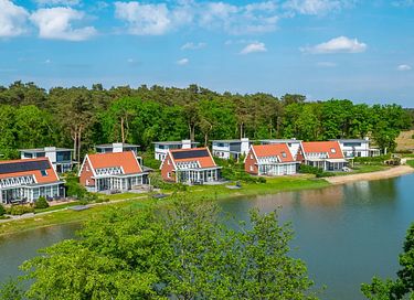 Luxe villa aan natuurmeer op de Veluwe