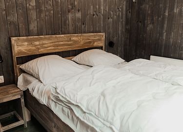 Stilvolle Lodge aus Holz für 4 Personen - 9