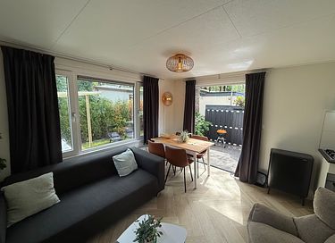 Chalet with spacious garden and jacuzzi - 8