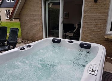 Vakantiehuis met jacuzzi (4p) in Drenthe