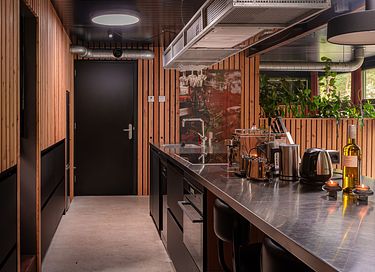 Logement de vacances design avec bain à remous - 16