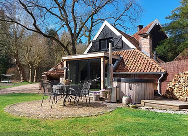 Luxe vakantiehuis met hottub - 2