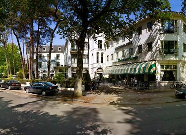 Un hôtel classique à la frontière entre la ville et la nature - 32