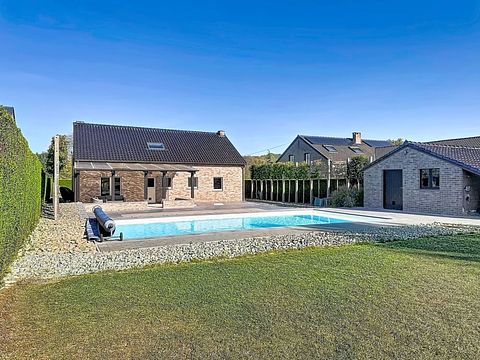 Rummelig feriebolig med privat swimmingpool - 2