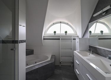 Vakantiehuis (8p) aan het water met wellness - 17