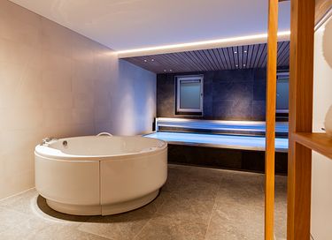 Familiehuis met eigen zwembad en wellness - 27