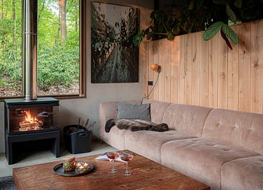 Unique lakeside holiday home with hot tub - 5