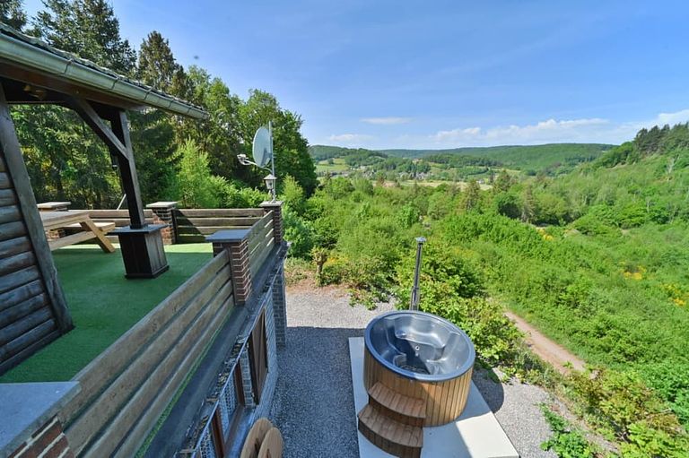 Chalet met hottub en schitterend uitzicht - 1