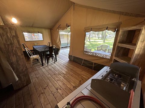 6-person glamping tent in the forest in Belgium - 4