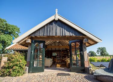 Natur-Ferienhaus mit Garten & Whirlpool - 1