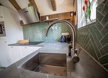 Luxe tiny house in prachtige groene omgeving - 13
