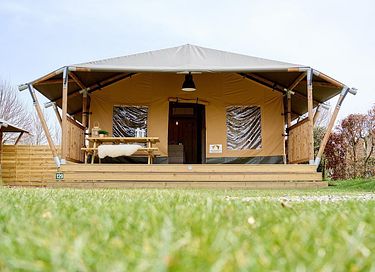 Luxury safari tent (6p) suitable for families