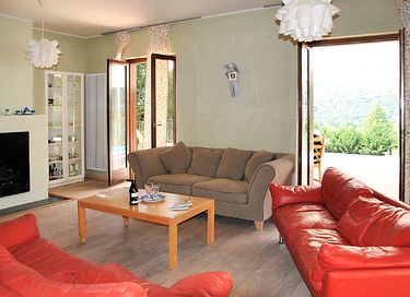 Leuke villa met zwembad en terras - 19