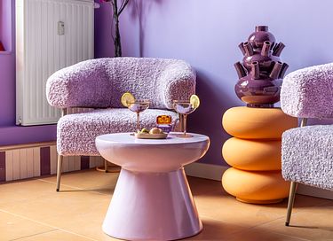 Stilvoll übernachten in einer violetten Oase - 8
