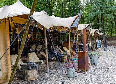 Safari tent with private hottub in the forest - 24