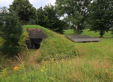 Sleep in a real Bunker - 1