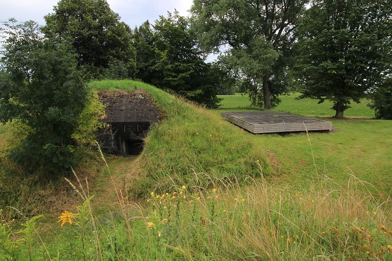 Sleep in a real Bunker - 1