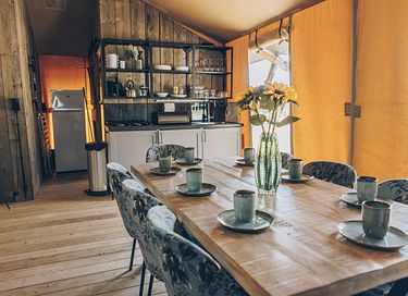 Luxury glamping tent (sleeps 6) at a charming vacation park - 10