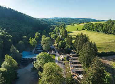 Lodge spacieux avec bain à remous dans un cadre magnifique - 27