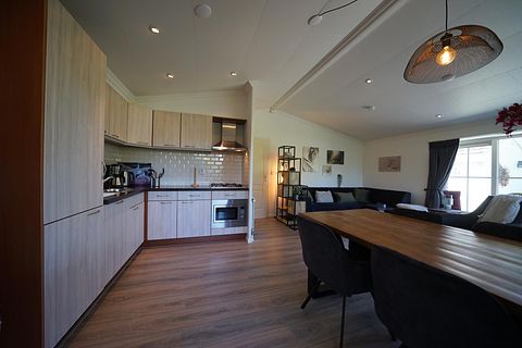 Spacious vacation home for 4 in nature - 5